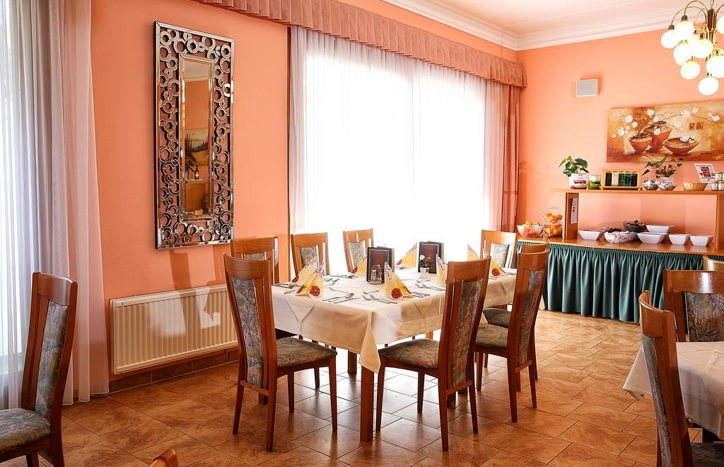 Strandhotel Orchidee Sankt Kanzian am Klopeiner See Luaran gambar